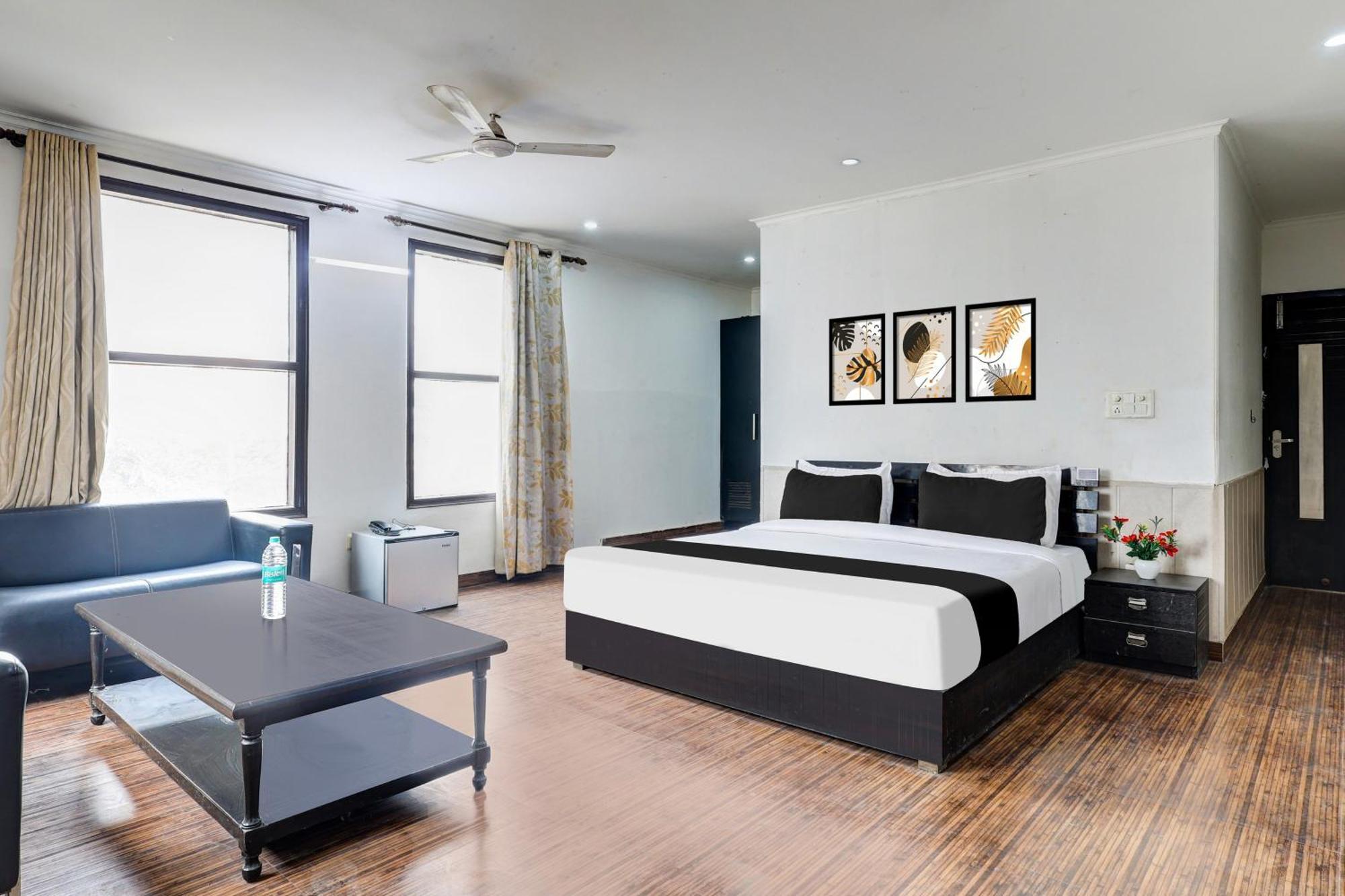 Hotel Super Townhouse Sector 38 Gurgaon Near Medanta Exterior foto