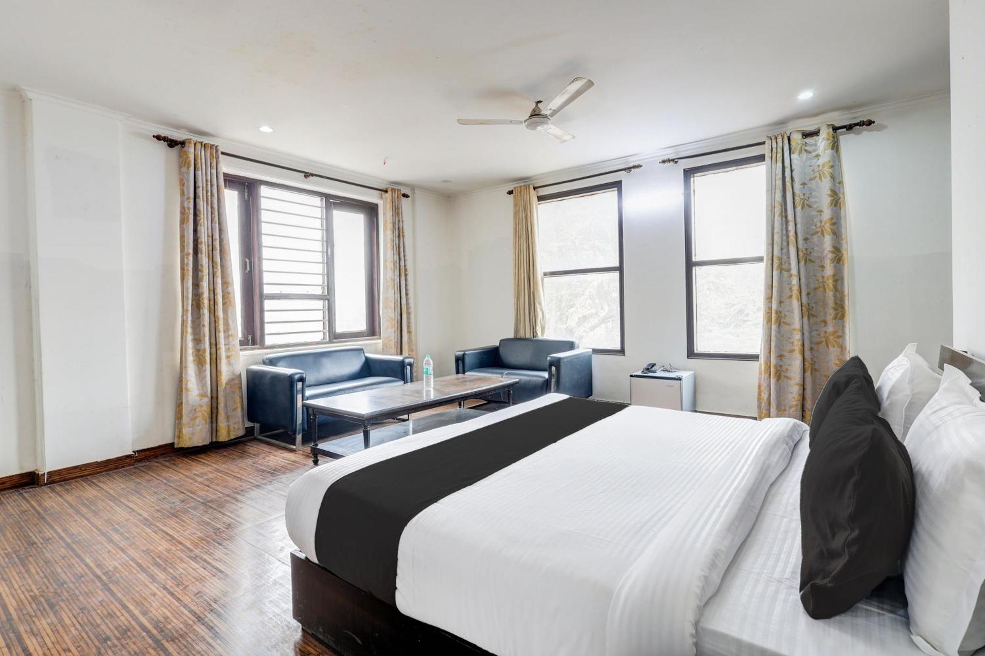 Hotel Super Townhouse Sector 38 Gurgaon Near Medanta Exterior foto